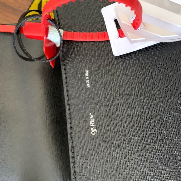 Off-White Black Diagonal Binder Clip Bag Authentic - Picture 6 of 7